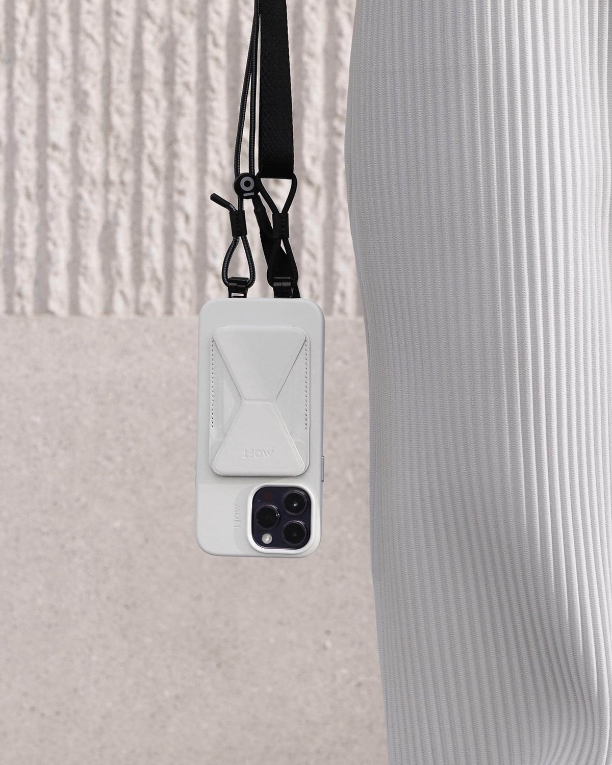 MOFT Lanyard — curea reglabilă pentru telefon