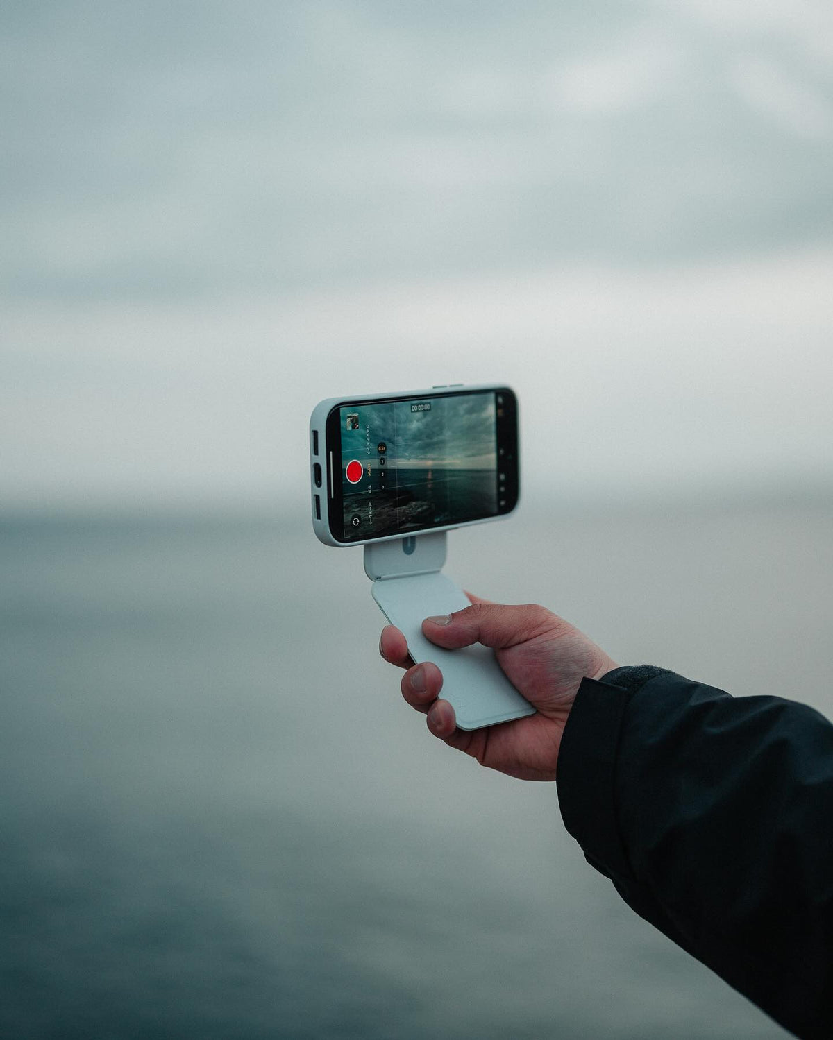 MOFT Tripod Stand — magnetisches Handy-Stativ